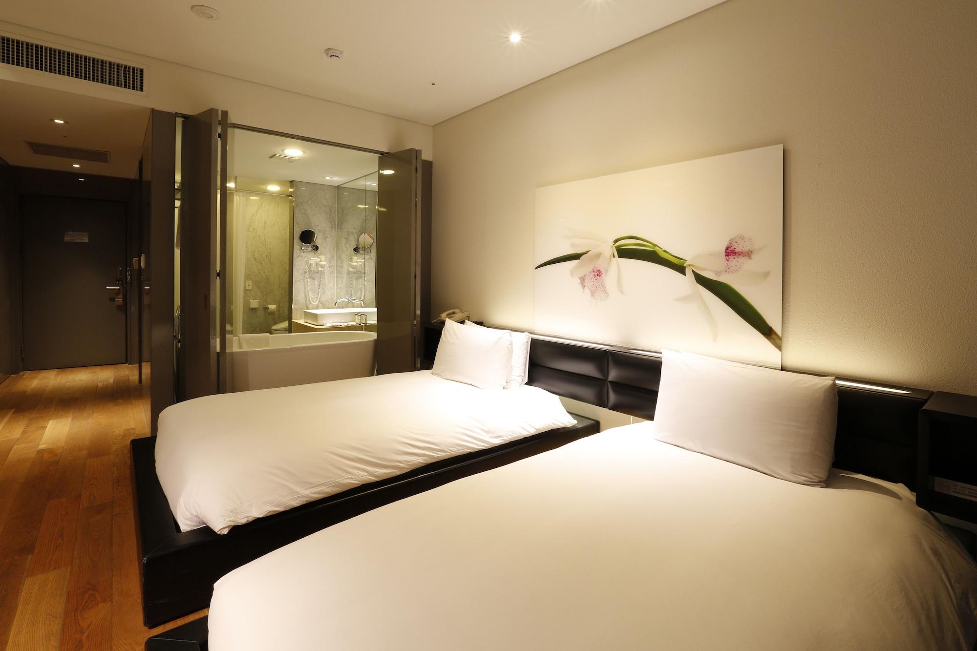 Grand Mercure Ambassador Changwon Extérieur photo