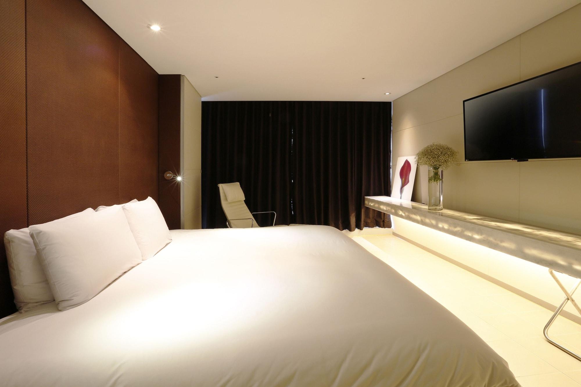 Grand Mercure Ambassador Changwon Extérieur photo