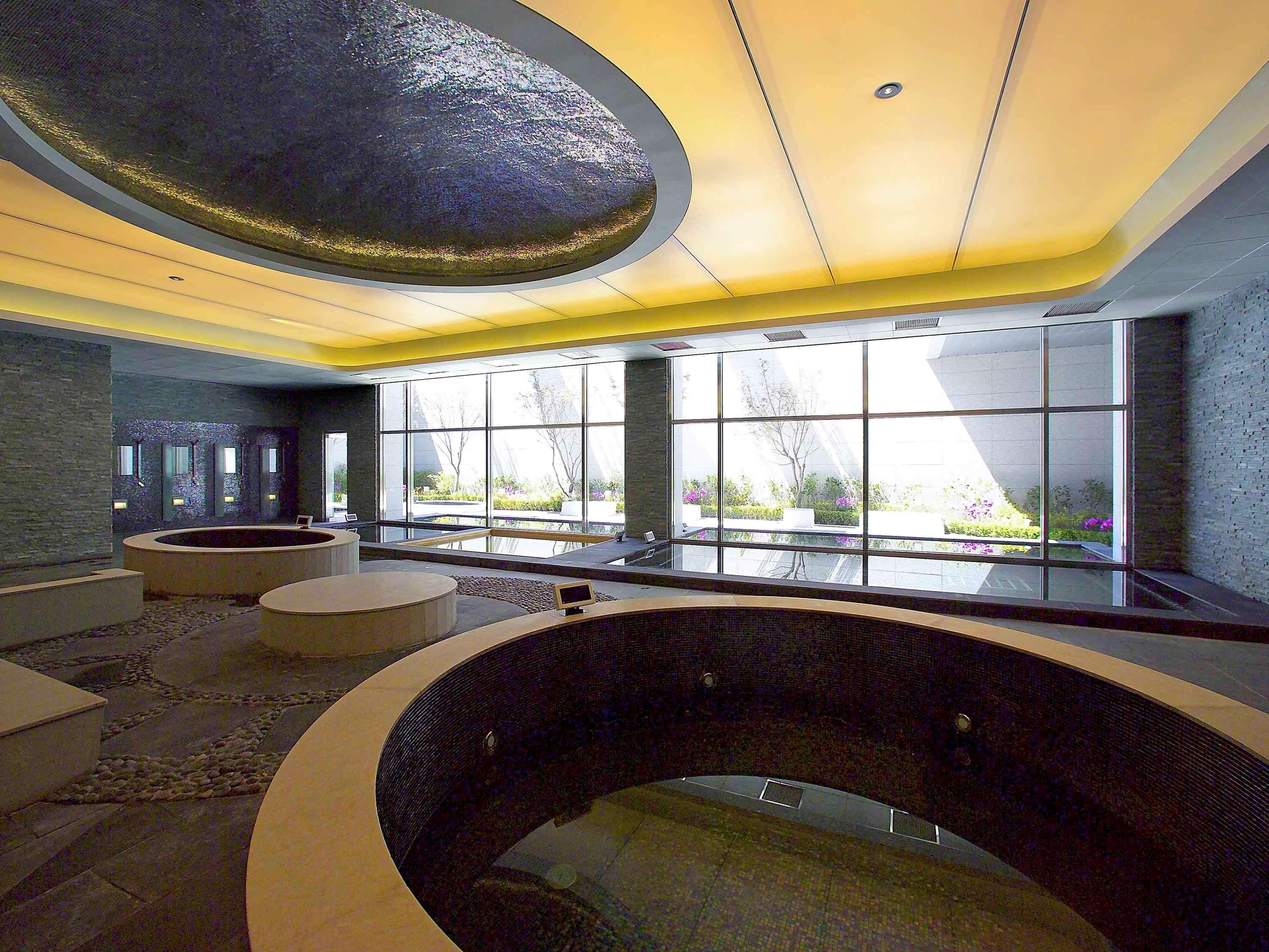 Grand Mercure Ambassador Changwon Extérieur photo