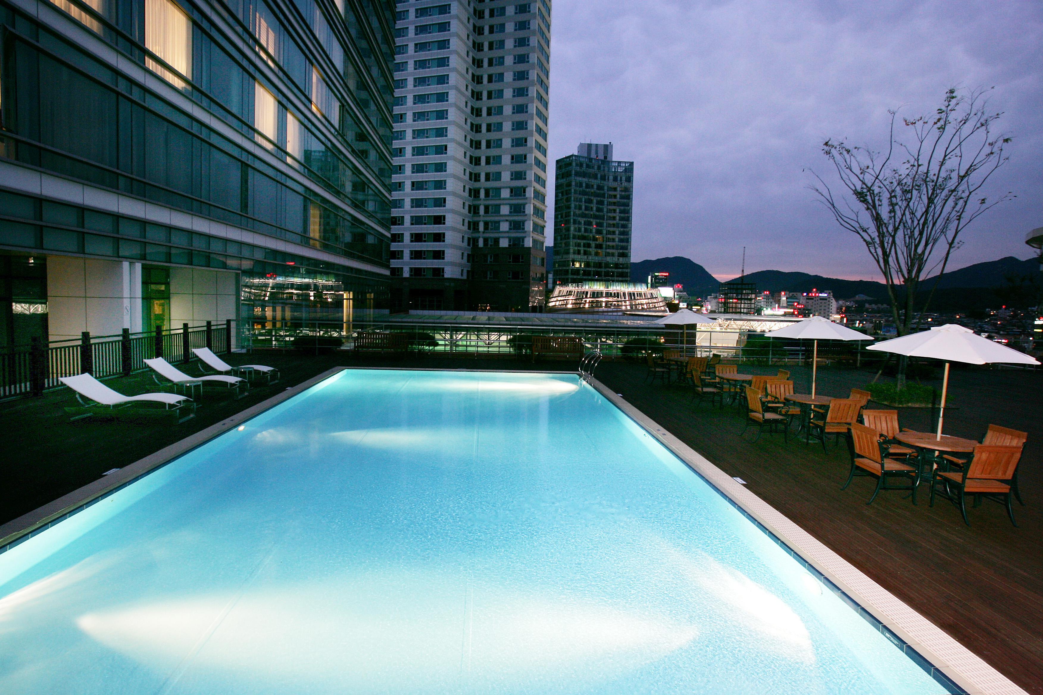 Grand Mercure Ambassador Changwon Extérieur photo