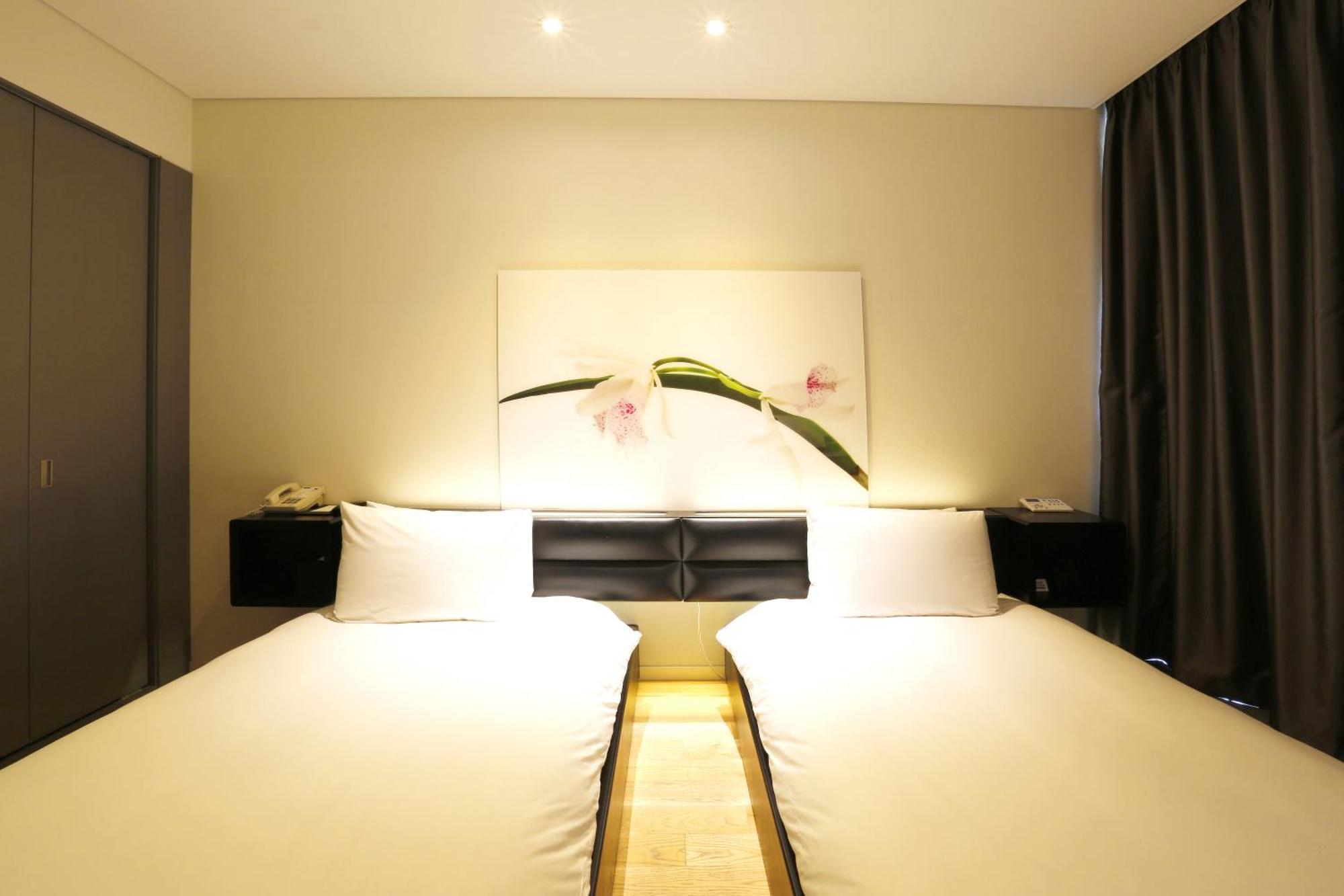 Grand Mercure Ambassador Changwon Extérieur photo