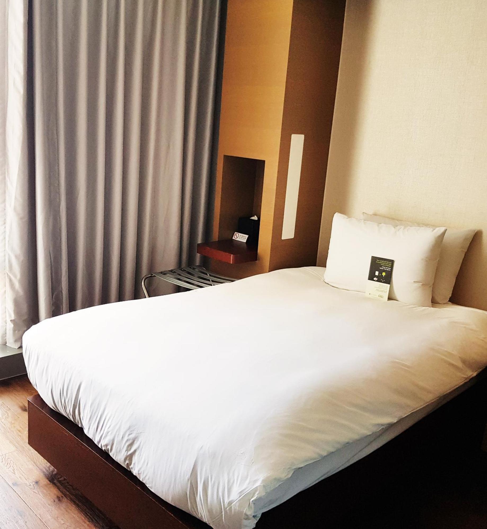 Grand Mercure Ambassador Changwon Extérieur photo