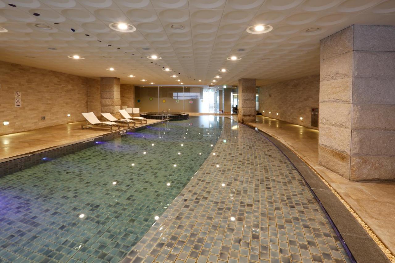 Grand Mercure Ambassador Changwon Extérieur photo